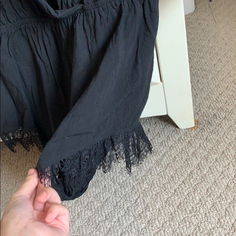 BLACK LACE ROMPER - Picture 3 of 4